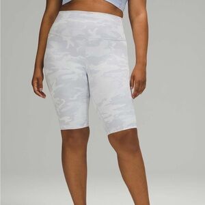 Lululemon Wunder Under Short 10" *Stained*